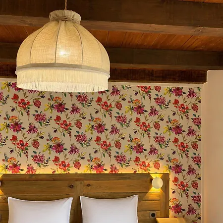 Hotel Aghjola *